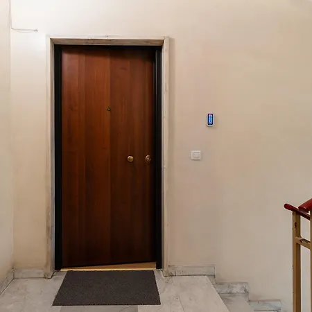 Apartment Mica Sparano